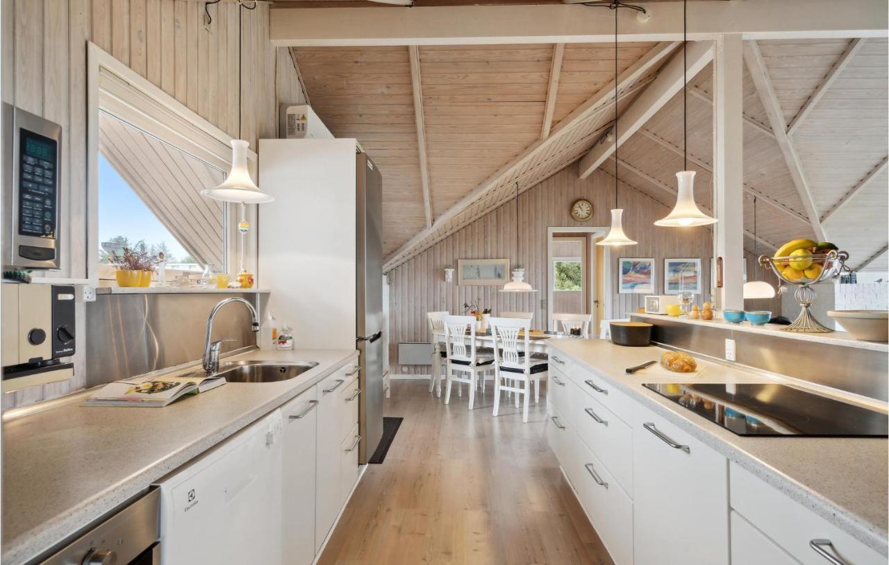 3 Bedroom Cozy Home In Logstor Løgsted Exterior foto