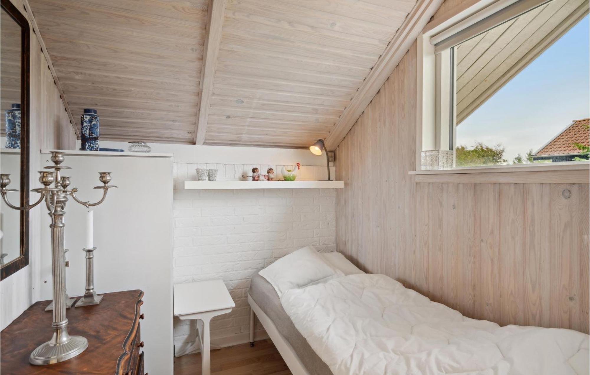 3 Bedroom Cozy Home In Logstor Løgsted Exterior foto